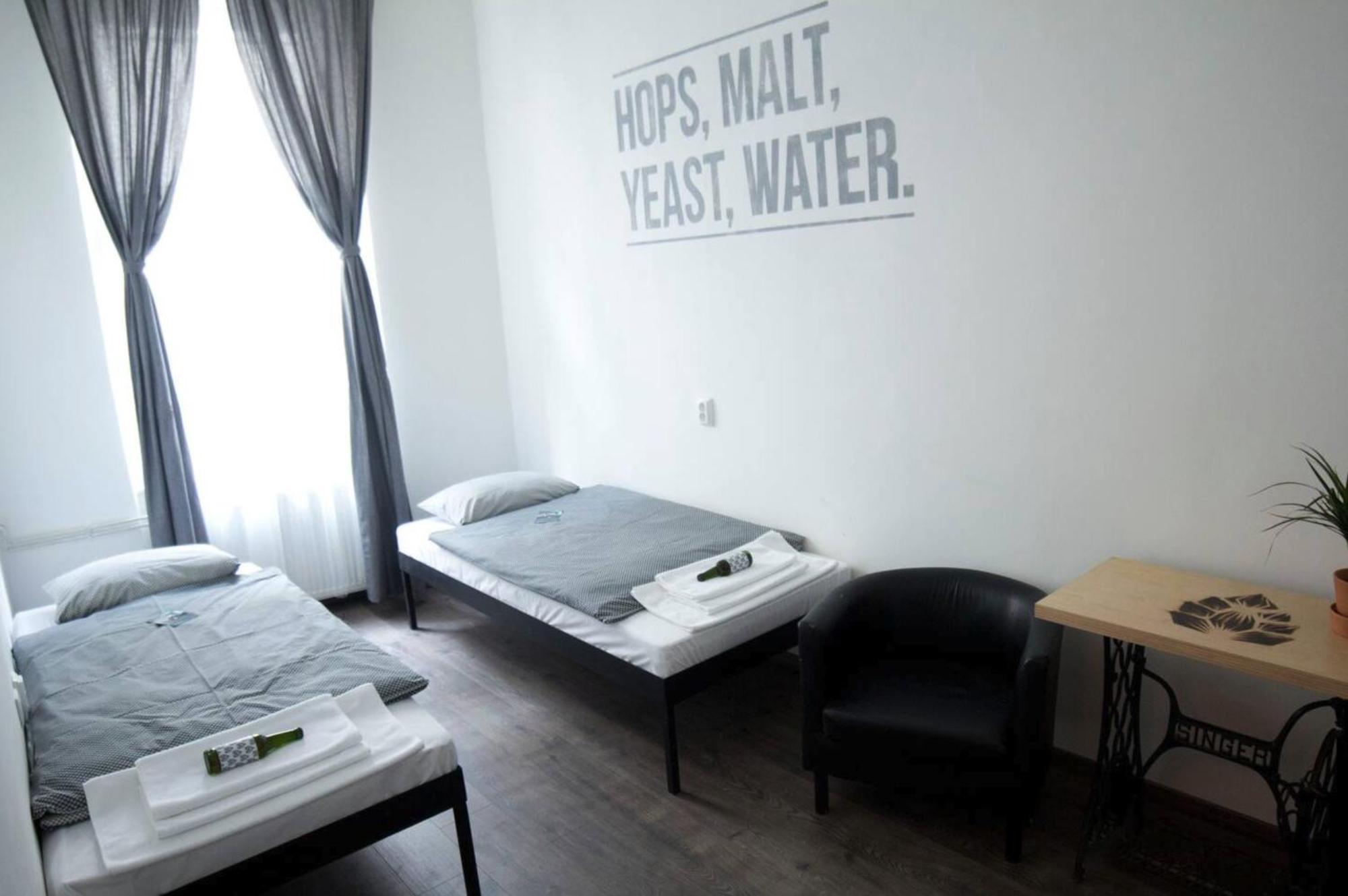 Bed'N'Beer Budapeste Exterior foto
